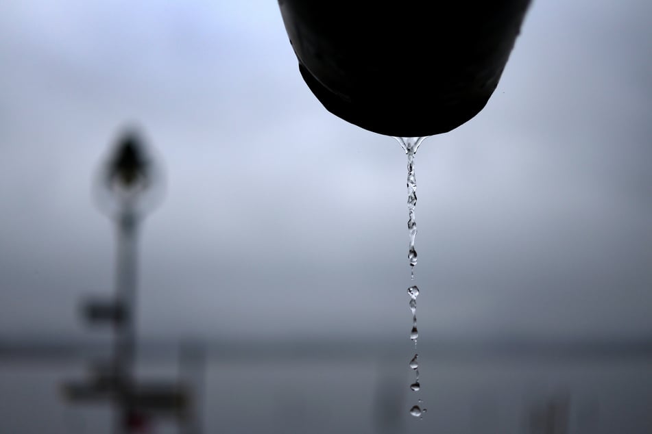 Bleibt es ruhig oder drohen Überschwemmungen? Bayerns Hochwasserexperten rechnen mit weiteren starken Regenfällen und halten die Lage für schwer einschätzbar. (Symbolfoto)