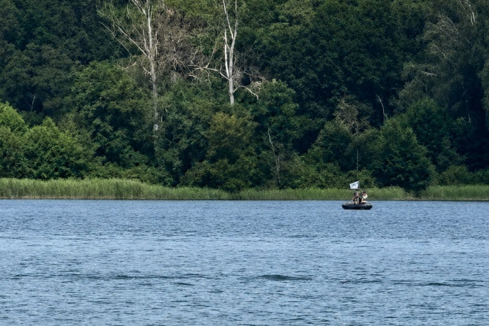 Großeinsatz am Werbellinsee: Suche nach vermisstem 20-Jährigen könnte bald enden