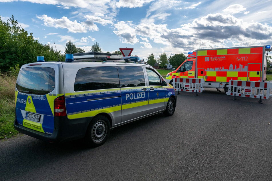 Am Dienstag waren Polizei und Rettungsdienst schon einmal zu der Kreuzung ausgerückt, wie Bilder zeigen. Es war ebenfalls zu einem Unfall mit Verletzten gekommen.