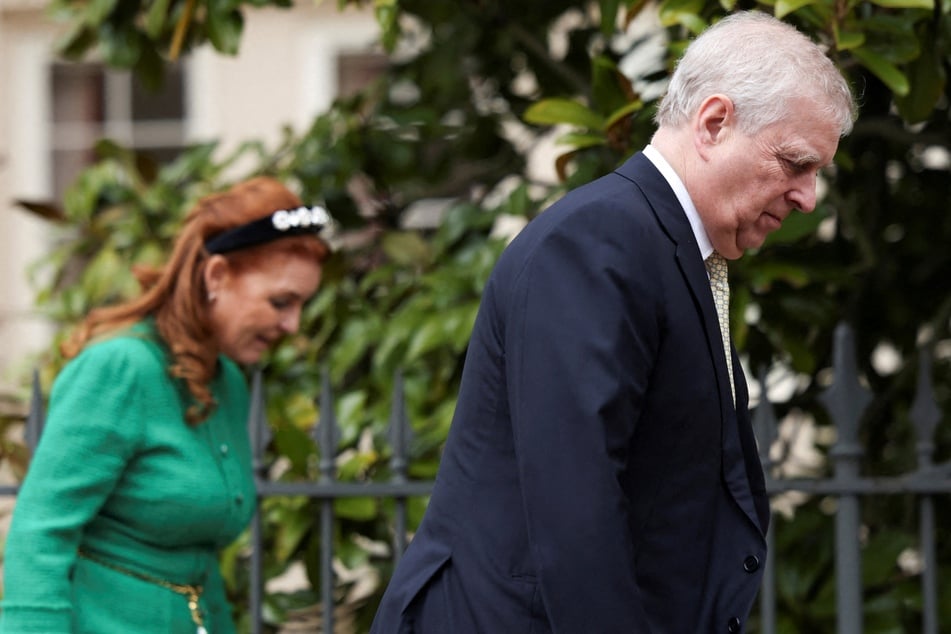 Sarah Ferguson und ihr Ex-Mann Andrew Mountbatten-Windsor (beide 66) mussten alle royalen Titel abgeben.