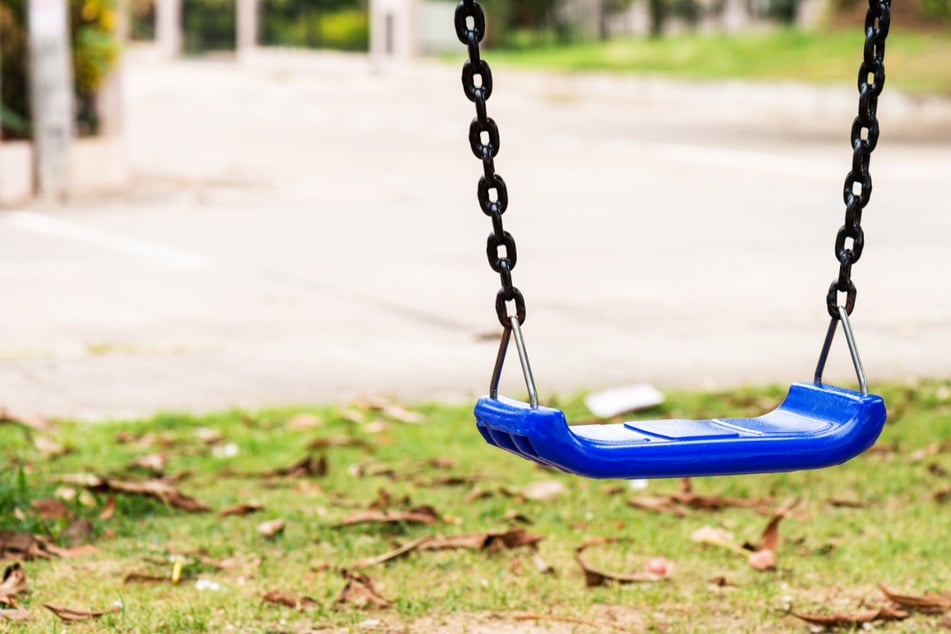 Sex zwischen einem Kindergarten und einem Spielplatz: Die Polizei ermittelt nach dem Vorfall im Augsburger Reesepark. (Symbolbild)