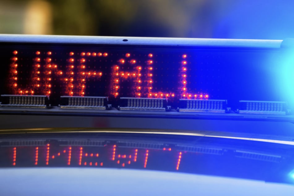 Unfall A4: Vollsperrung und Stau nach Unfall auf A4 in Sachsen