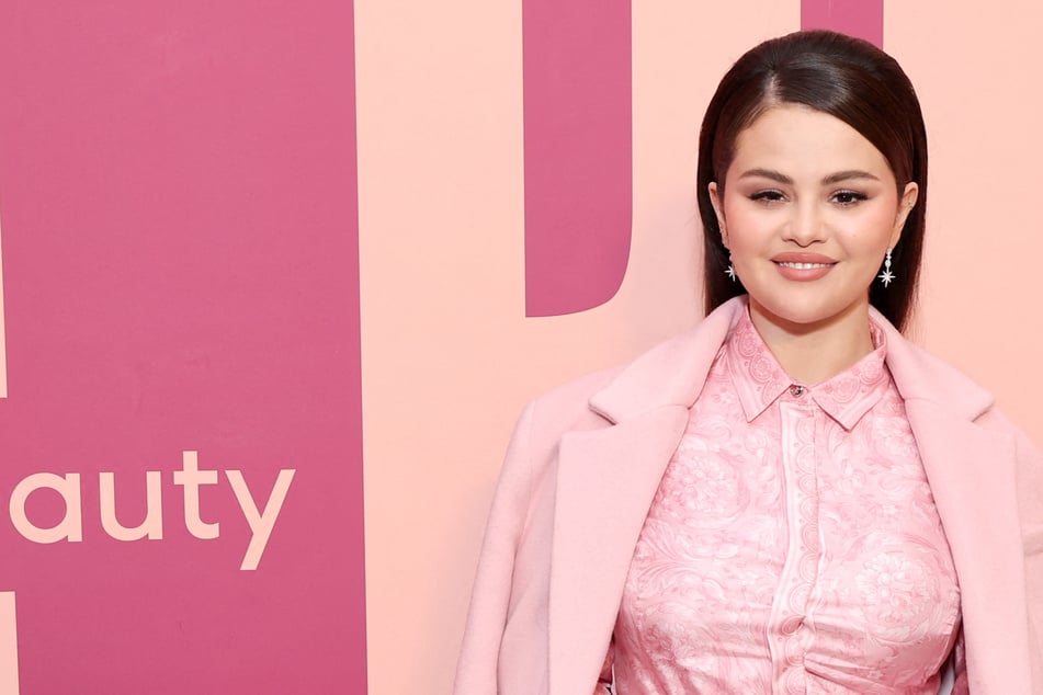 Selena Gomez brings back Barbiecore for Rare Beauty blush debut