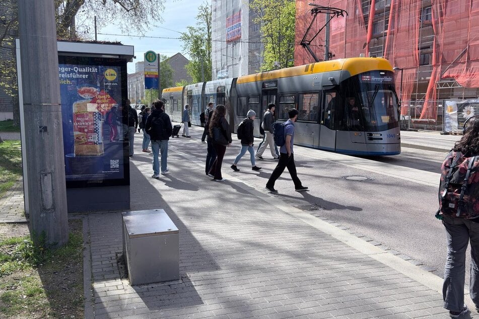 Schon wieder wurde ein Fahrkartenautomat in Leipzig zerstört.