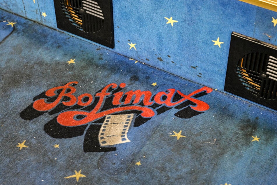 Auf den Teppichen ist noch das alte Bofimax-Logo zu erkennen.