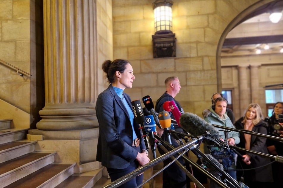 Oberstaatsanwältin Mia Sperling-Karstens gab am Freitag Auskunft darüber, was dem Angeklagten genau vorgeworfen wird.