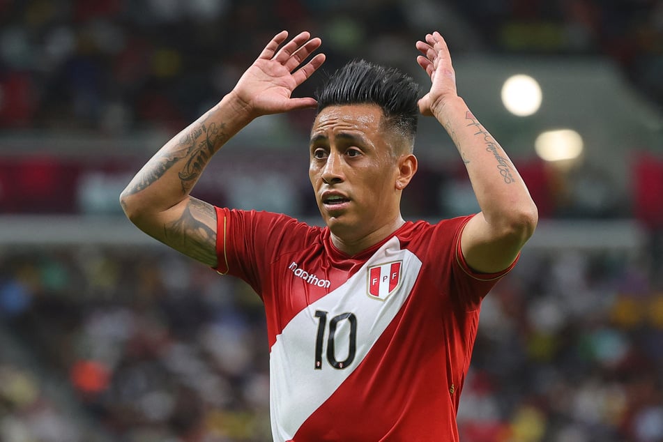 Mit 100 Länderspielen für die peruanische Nationalelf gehört Christian Cueva (32) zu den zehn Rekord-Kickern der Südamerikaner.