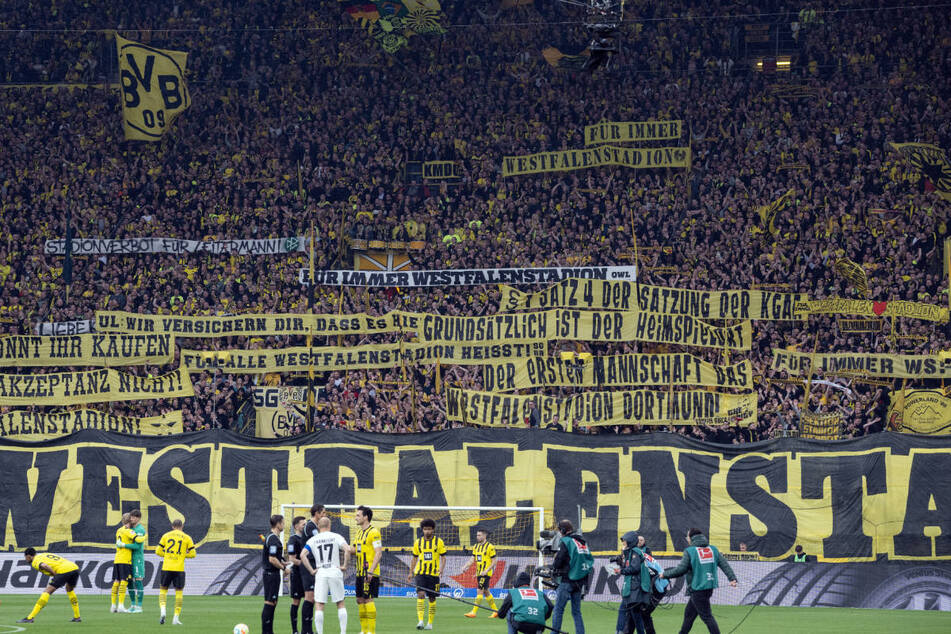 Am meisten freut sich Marcel Schuhen auf den 34. Spieltag und das Auswärtsspiel in Dortmund vor der "gelben Wand".