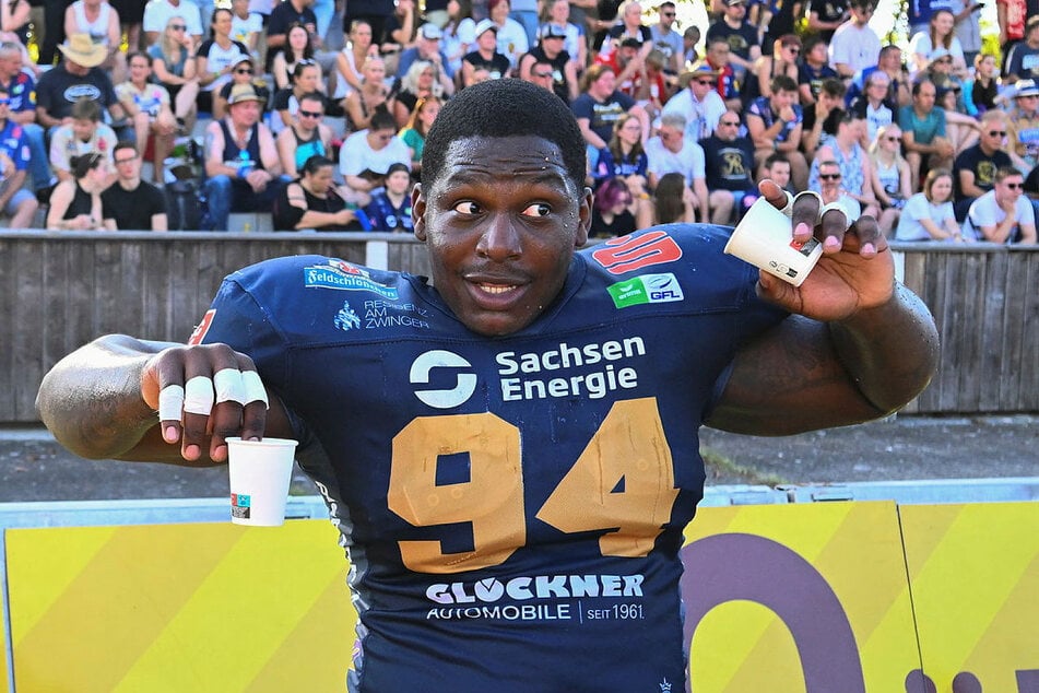 Lamonte McDougle (26) Hatte Nicht Nur auf Dem Platz in Dresden Mächtig Spaß.