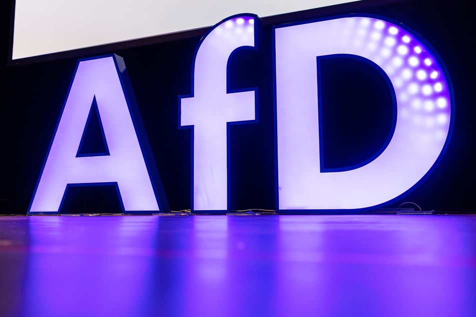 Die AfD sorge für "eine unproduktive Debatte", sagte Illner.