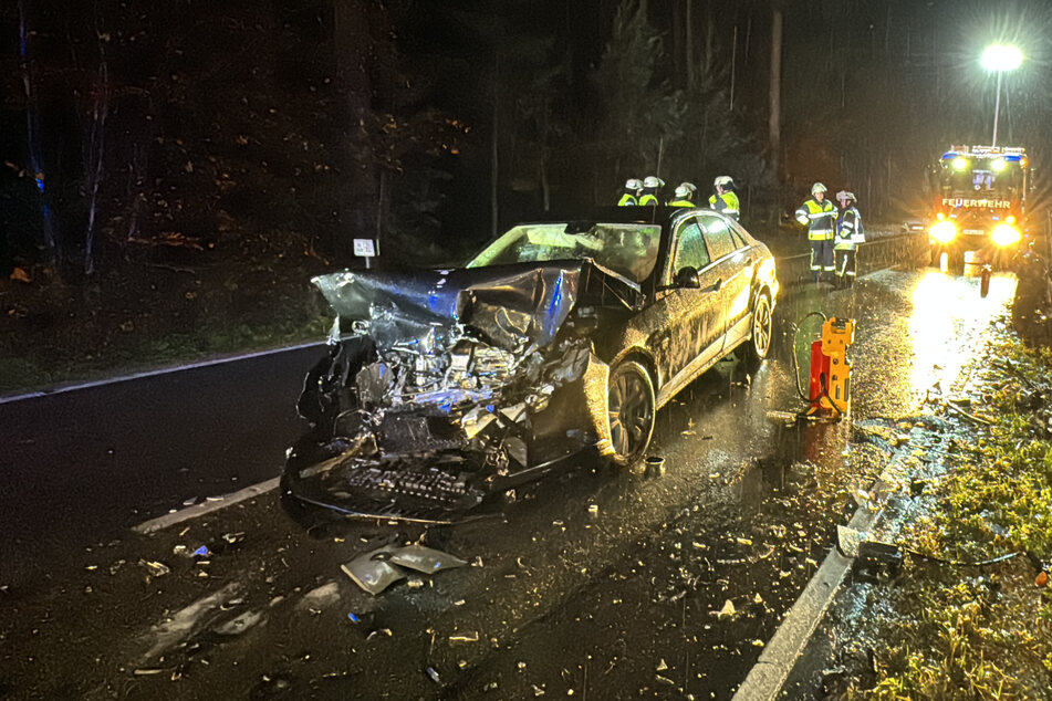 Tragischer Unfall in Bayern: Drei Schwerverletzte, darunter ein Junge (9)