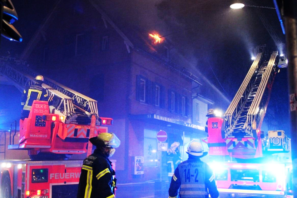 Brandnacht in Stuttgart: Feuer in Wohnhaus und Textilbetrieb