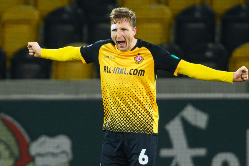 Marco Hartmann (32 jubelt nach dem 2:0-Sieg gegen Haching, an dem er entscheidenden Anteil hatte.