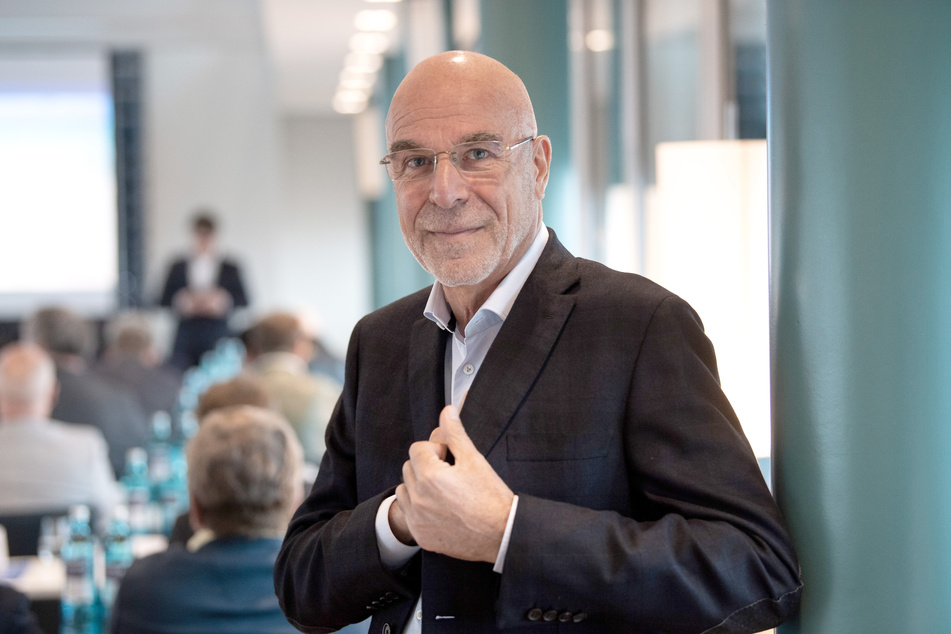 Alltours-Chef Willi Verhuven sieht sein Unternehmen finanziell gut aufgestellt (Archivbild).