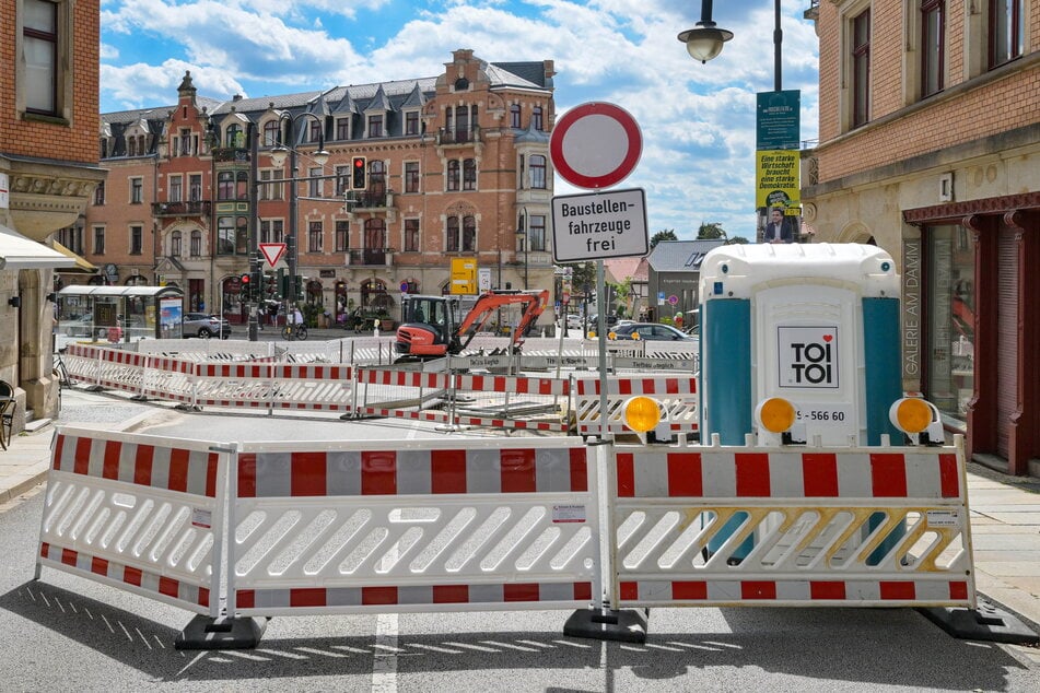 Von der Schillerstraße aus ist die Durchfahrt erst ab dem 16. September wieder möglich.