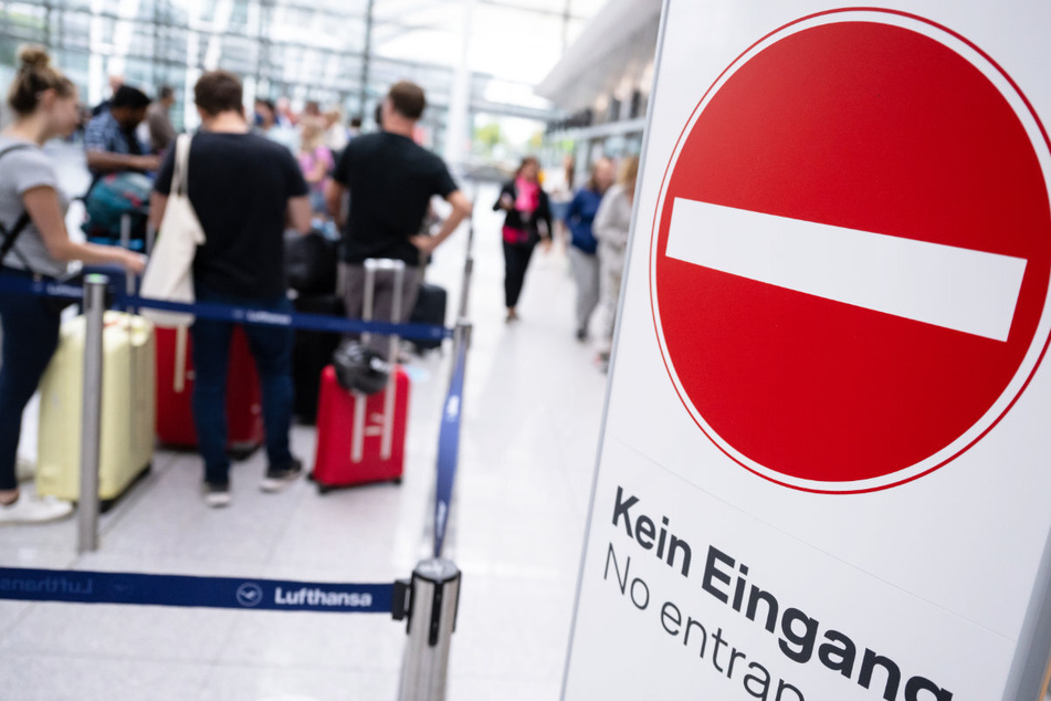 Am Flughafen München soll wieder gestreikt werden. (Symbolbild)