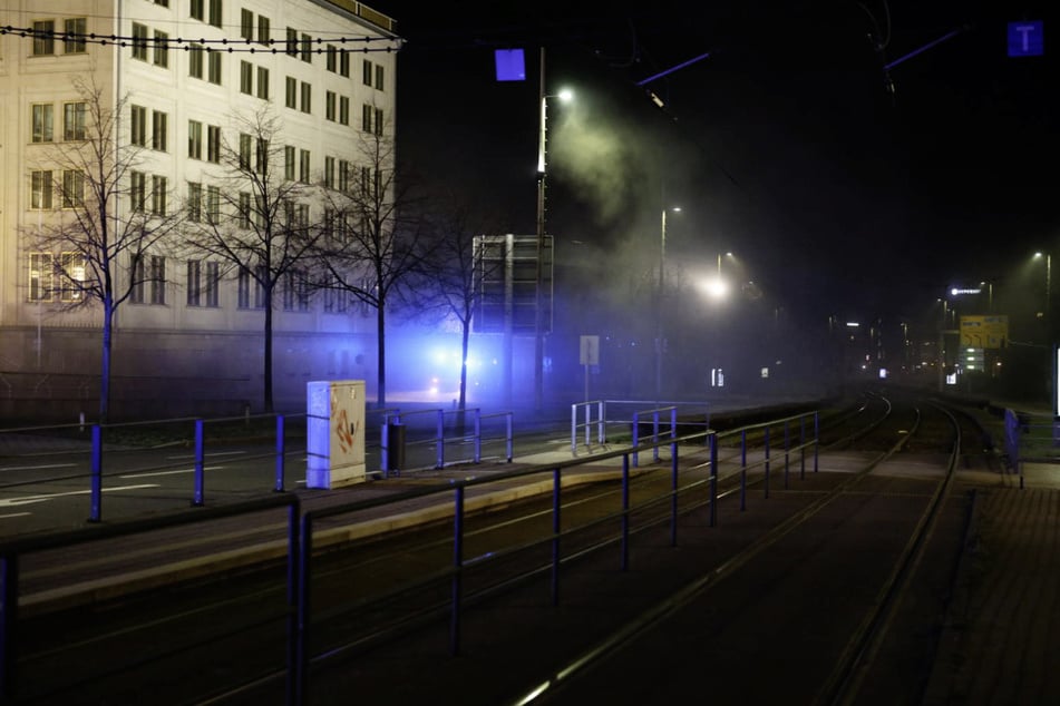 Dichter Rauch machte sich Donnerstagnacht plötzlich rund um Leipzigs Oper breit. Der Ursprung: Die Tiefgarage Augustusplatz.