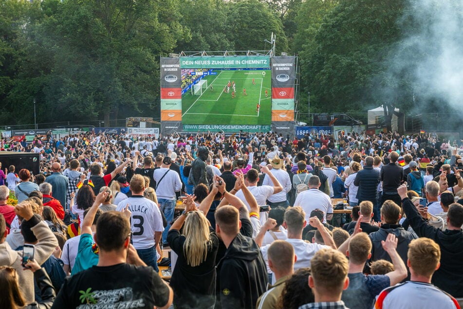 Am Miramar können Fans ab dieser Woche die Spiele der deutschen Mannschaft verfolgen.