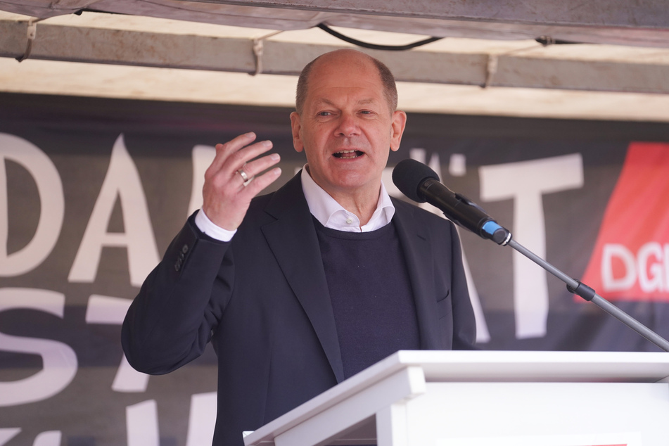 Am Sonntag entscheidet sich, ob Olaf Scholz (62) als Spitzenkandidat der SPD in Brandenburg zur Wahl gestellt wird.