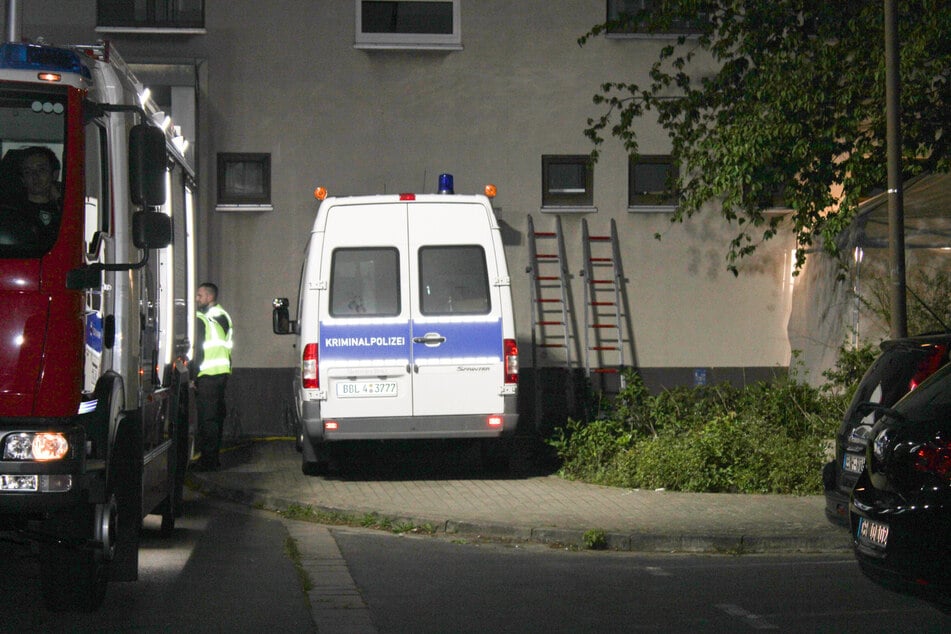 Die 28-Jährige starb noch am Tatort in Cottbus.