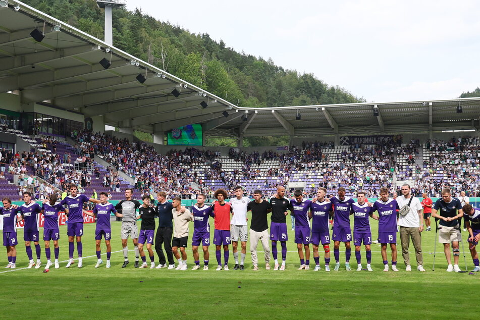 Trotz der Niederlage und dem damit verbundenen Pokal-Aus konnten die Veilchen erhobenen Hauptes aus der Partie gegen den Bundesligisten gehen.