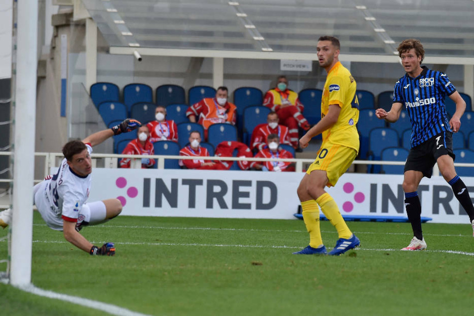 Am dritten Spieltag der Serie A erzielte Sam Lammers mit dem Treffer zum 5:2-Endstand gegen Cagliari Calcio sein erstes Tor für Atalanta Bergamo.