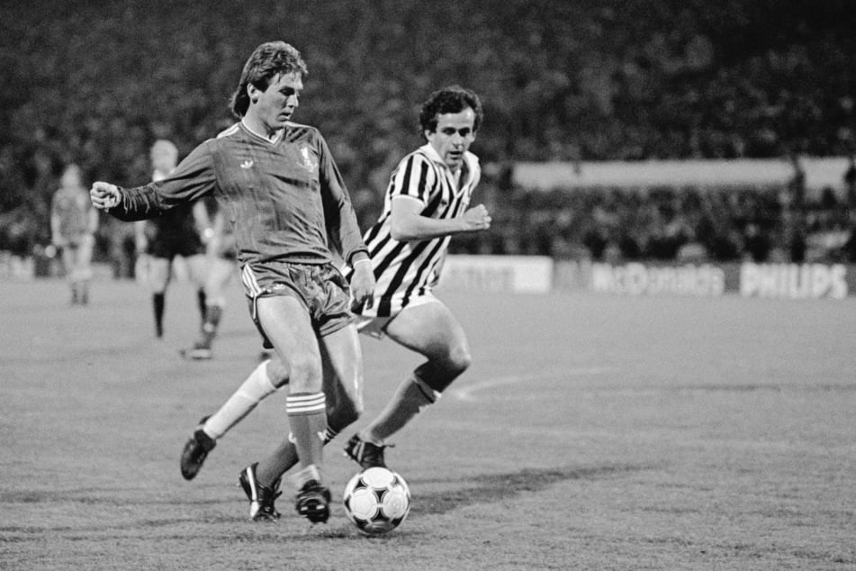 Einst gehörte Kenny Dalglish (l.) zu den besten Spielern des Planeten.