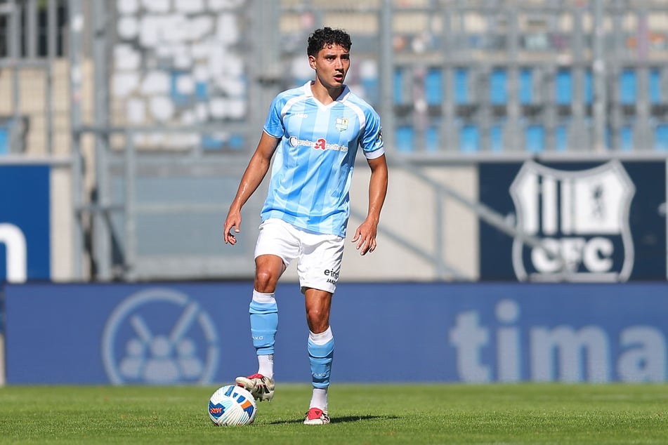 Anton Rücker (25) verlor den Ball durch einen leichtsinnigen Fehler. (Archivbild)