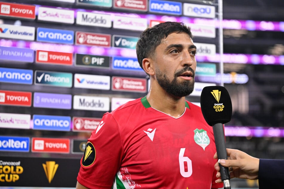 Immanuel Pherai kam erstmals für Suriname beim Gold Cup zum Einsatz, konnte die 0:2-Niederlage gegen Mexiko aber nicht verhindern.
