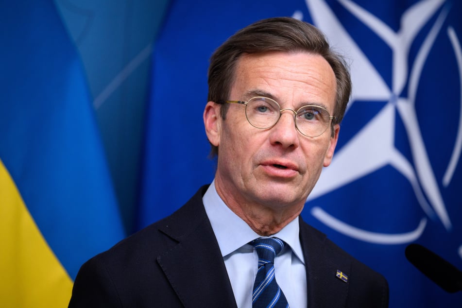 Die schwedische Regierung unter Ministerpräsident Ulf Kristersson (62) will der Ukraine laut eines Medienberichts mehrere JAS-39-Gripen-Kampfflugzeuge überlassen.