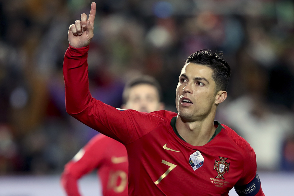 Cristiano Ronaldo (36) und die portugiesische Nationalmannschaft wollen bei der EM eigentlich ihren Titel verteidigen. Lässt Corona das zu?