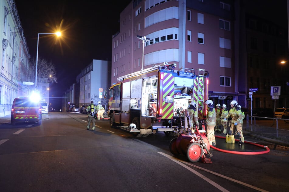 Nächtlicher Einsatz in der Dresdner Neustadt.
