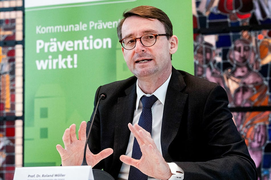 Greens called for the resignation of Interior Minister Roland Wöller (50, CDU).