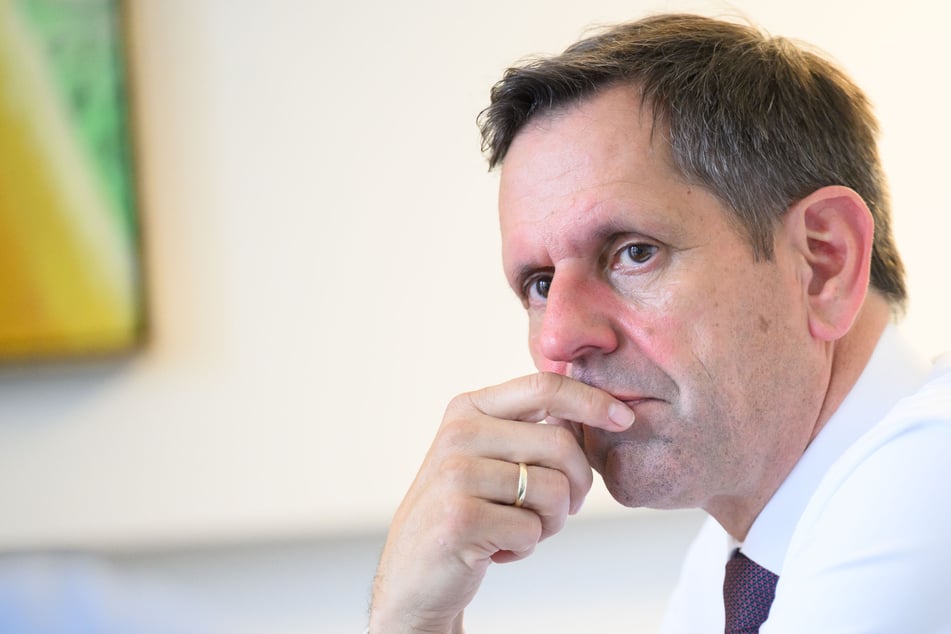 Niedersachsens MP Lies verletzt Radfahrer: Polizei ermittelt wegen fahrlässiger Körperverletzung