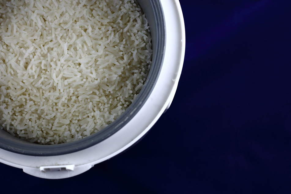Khoirul Anam gab am 20. September einem Reiskocher das Ja-Wort. (Symbolbild)