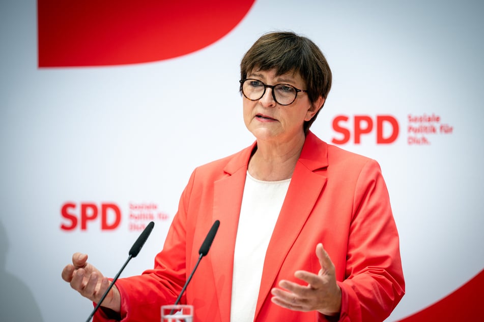 SPD-Parteivorsitzende Saskia Esken (63) macht sich Sorgen um die bevorstehenden Landtagswahlen und die Ergebnisse ihrer Sozialdemokraten. (Archivfoto)