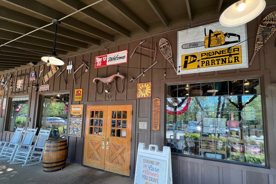 Cracker Barrel offers homestyle American cuisine.