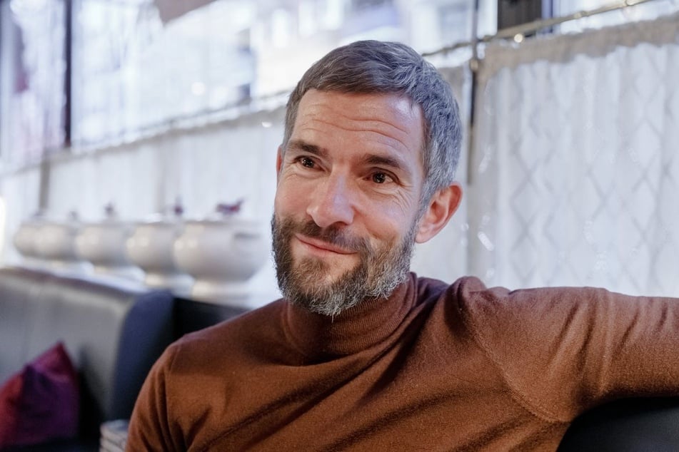 Autor Micky Beisenherz (48) schreibt seit Jahren die bissigen Texte für die Dschungelcamp-Moderatoren.