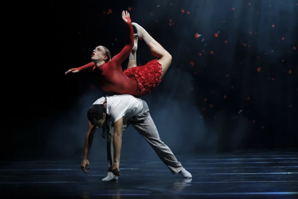 Neben tänzerischer Leistung glänzt das Ballett auch durch die Kostüme.