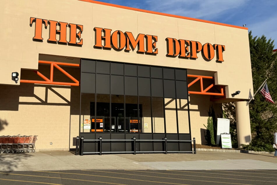 It's crazy what Home Depot has on sale this Thursday, November 06