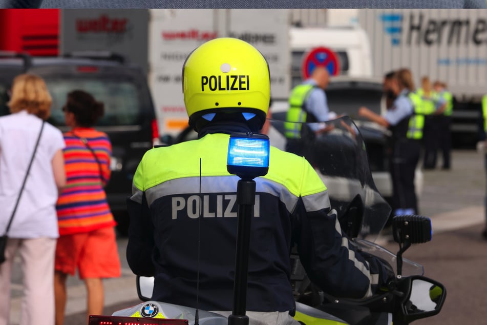 Die Polizeibeamten waren mit ihren Motorrädern auf Dienstreise in Österreich, als es zu dem Unglück kam. (Symbolbild)