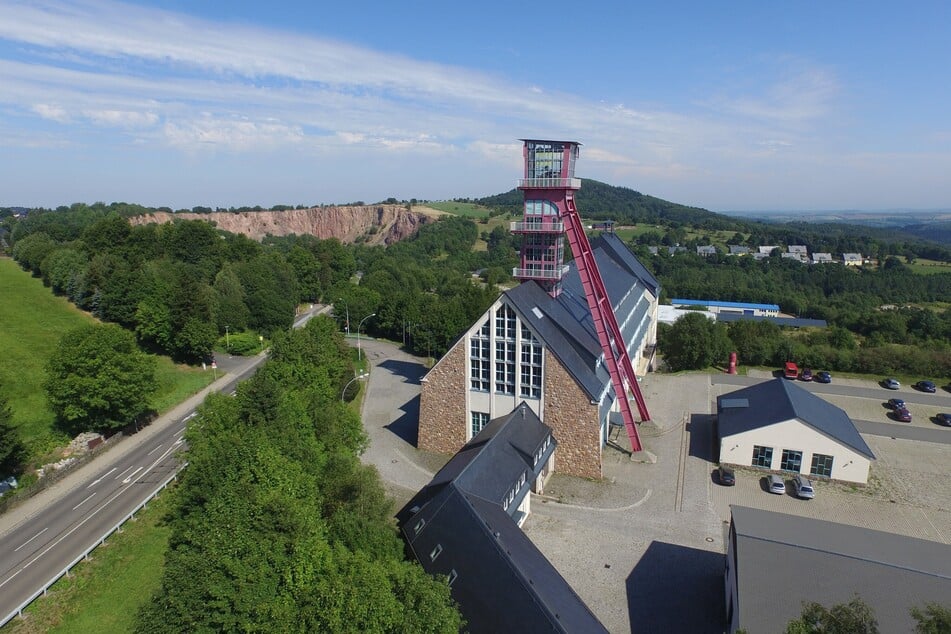 Der Altenberger Zentralschacht ist heute ein technisches Denkmal. Der Grubenzugang wurde mit einer dicken Betonplombe versiegelt.