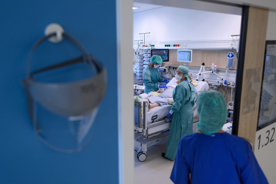 An der Uniklinik Dresden liegt die Bereitschaft in einigen Bereichen bei über 90 Prozent.