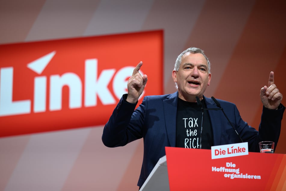 Jan van Aken (64), Parteivorsitzender der Linken, peilt bei der Landtagswahl in Baden-Württemberg ein zweistelliges Ergebnis an. (Archivbild)