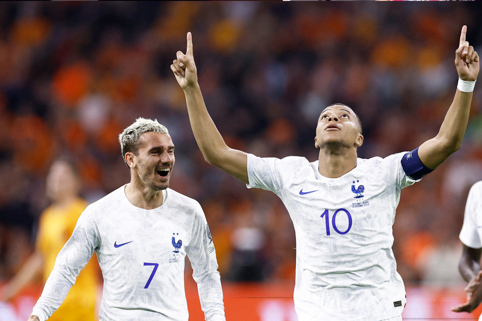 Frankreich löst das Ticket! Superstar Mbappé schießt "Les Bleus" zur EM 2024 in Deutschland