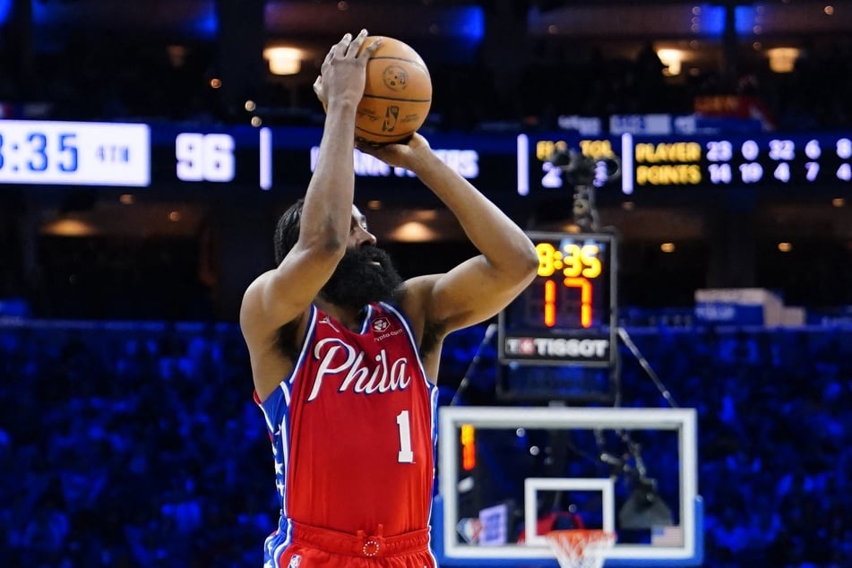 James Harden added 22 points in Philly's win over New Orleans.