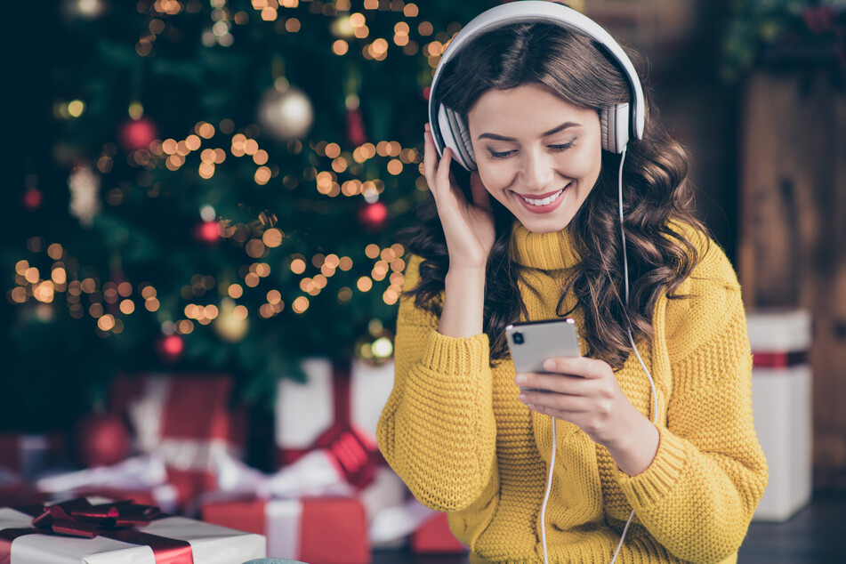 Musik-Streamingdienste wie Spotify machen die Auswahl von stimmungsvoller Weihnachtsmusik ganz nach dem eigenen Geschmack einfacher als je zuvor! (Symbolfoto)