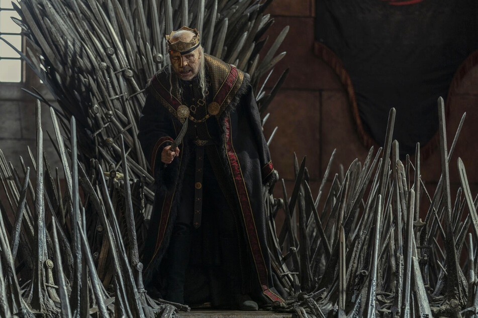 König Viserys Targaryen (Paddy Considine, 49) versucht alles, um den Frieden in seinem Reich zu bewahren.