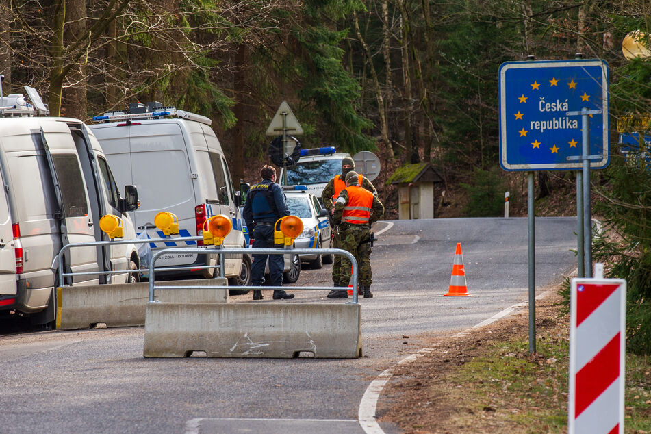 Wegen der steigenden Corona-Inzidenzen wird der Pendler-Verkehr nach Tschechien eingeschränkt.