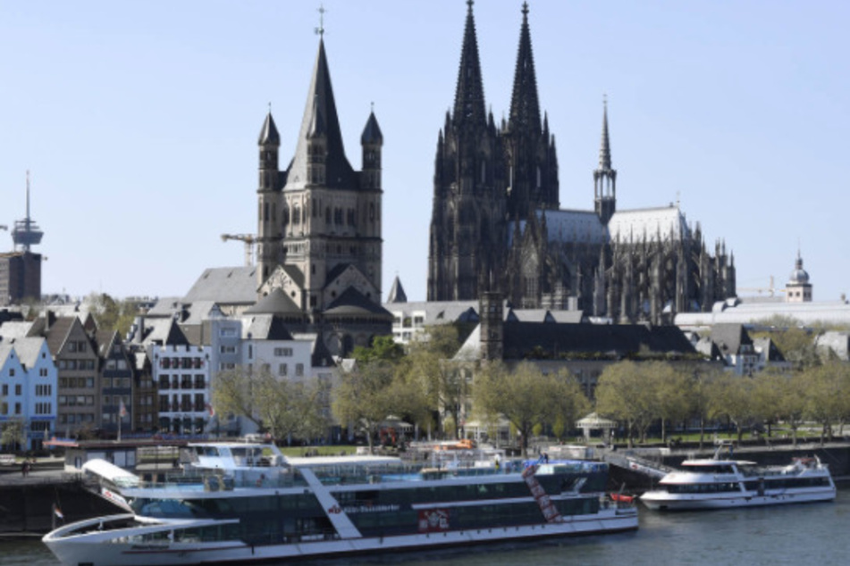 Der Kölner Dom bleibt am Ostersonntag leer.